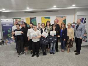 Elevi pasionați de geografie, premiați la Călărași