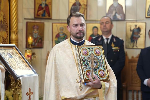 Slujbă de instalare a noului preot la Biserica Inspectoratului pentru Situații de Urgență „Bucovina” din Suceava