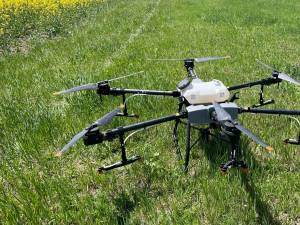 Dronă agricolă