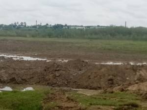 Balastieră ilegală, descoperită în apropierea râului Suceava