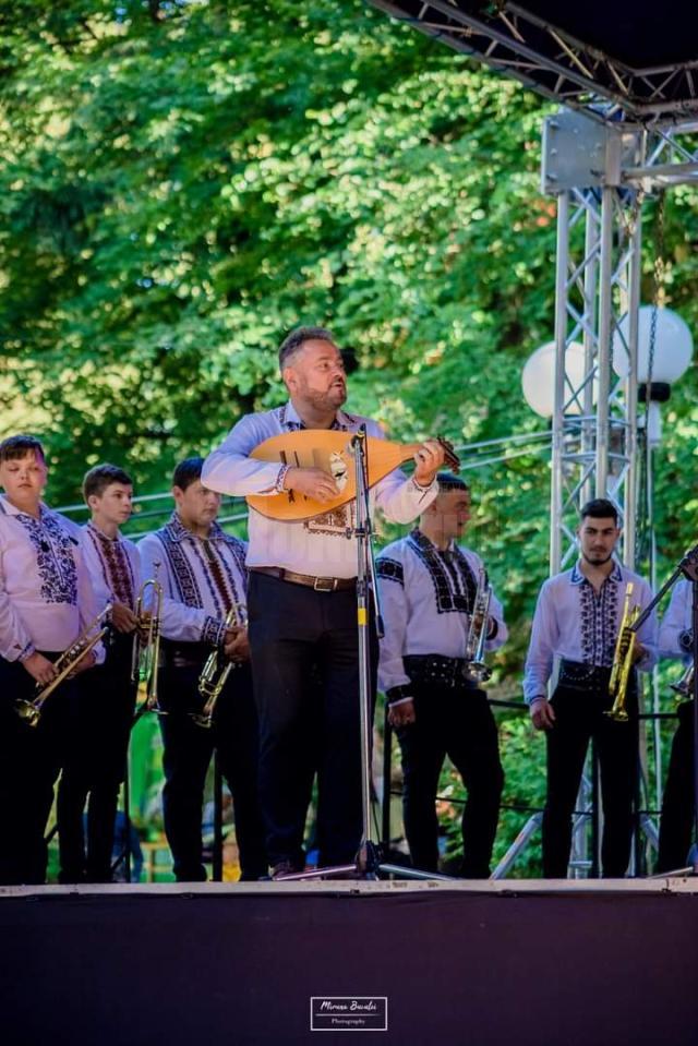 La cobză