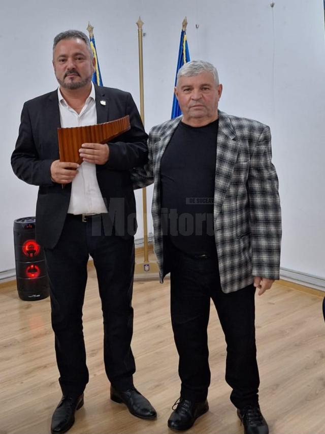 Romeo Grosu cu profesorul său Niță Bârsă