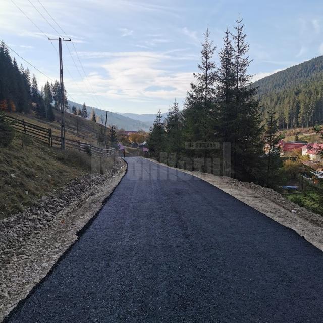 Asfaltarea străzilor din Broşteni