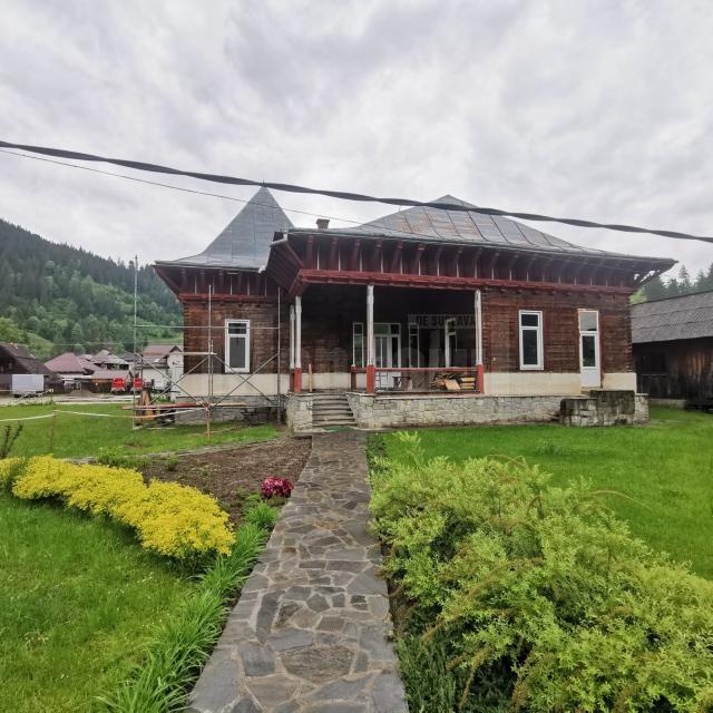 Tot cu ajutorul fondurilor europene se va realiza și creșterea eficienței energetice și gestionarea inteligentă a energiei la vechiul sediu al Primăriei Broșteni