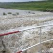 Stavilă deschisă controlat pentru protecția barajului de la Mihoveni