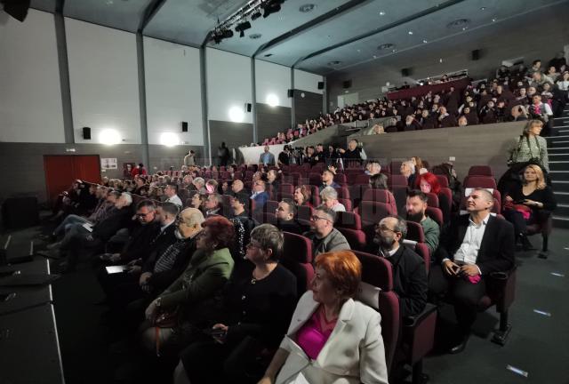 Zece ani de teatru la Suceava – a început Festivalul Internațional „Zilele Teatrului Matei Vișniec”