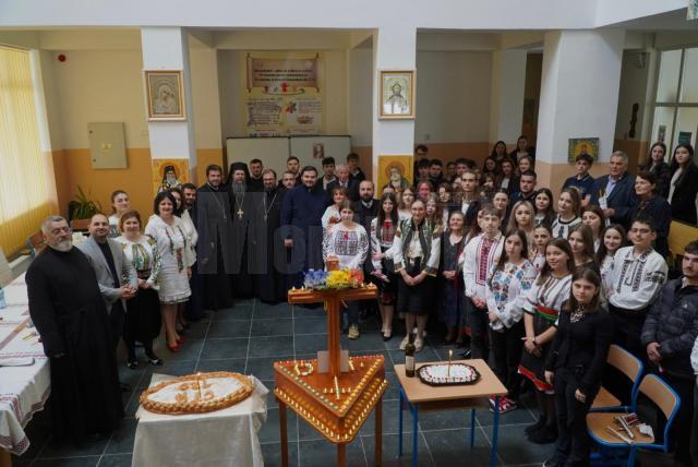 Ziua Înălțării Domnului și a Luminii la Colegiul Tehnic „Ferdinand I” din Rădăuți: 120 de ani de vocație și binecuvântare
