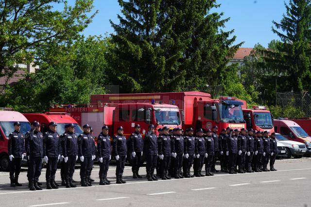 44 de noi pompieri, angajați din sursă externă, au depus jurământul la ISU Suceava