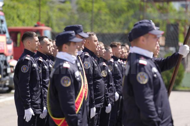 44 de noi pompieri, angajați din sursă externă, au depus jurământul la ISU Suceava