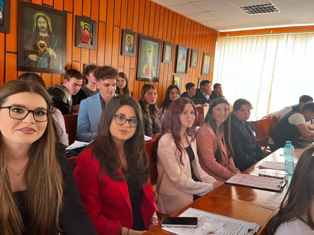 Premiu special pentru echipa LTIVL la simpozionul „Universul Științelor Vieții”