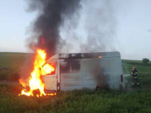 Microbuzul incendiat