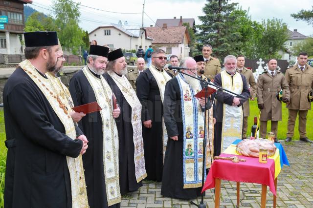 Eroi în eternitate, rezervişti în slujba memoriei