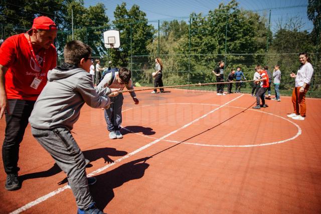 Eveniment festiv dedicat copiilor, în Parcul Tătărași, organizat de Salvați Copiii