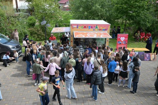 Peste 600 de copii din comunitatea poloneză din Bucovina, sărbătoriți în cadru festiv