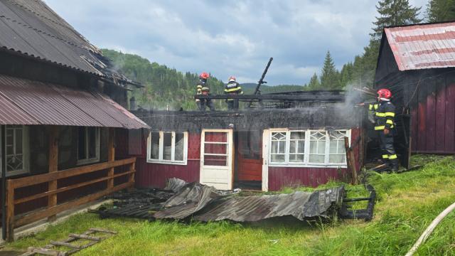 S-au mutat în chirie, iar în prima zi, când au făcut focul în boiler, a izbucnit un puternic incendiu
