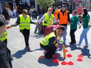 Peste 300 de persoane, dintre care 30 de copii cu sindrom Down, însoțiți de părinți și voluntari, au participat la un eveniment al incluziunii, artei și bucuriei