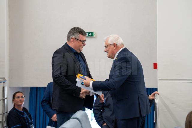 Vicepreședintele Consiliului Județean Suceava Nicolae Robu, la festivitatea de premiere a Festivalului Internațional Video ART pentru tineret