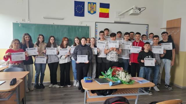 Clasa a X-a B, cea care obținut premiul III, cu un punctaj de 74