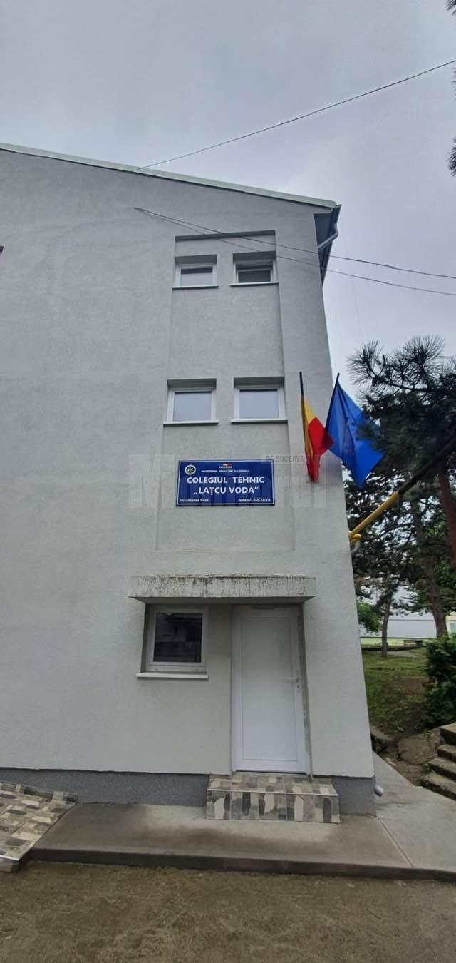 Reabilitarea a trei clădiri ale Colegiului „Lațcu Vodă” din Siret, finalizată cu un an înainte de termen