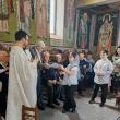50 de lucrări, realizate de 35 de copii și tineri, cu vârste între 4 și 17 ani, au fost expuse la Centrul pentru Tineret „Ecclesia”