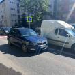 Femeie lovită de o mașină chiar pe trecerea de pietoni