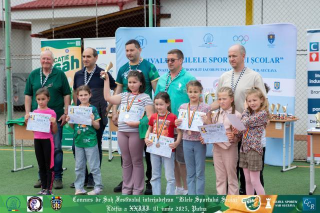 88 de tineri șahiști au participat la Festivalul interjudețean „Zilele sportului școlar”, desfășurat la Putna