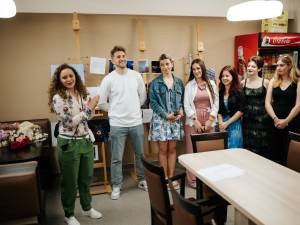 Viziuni studențești în imagini și video, într-o expoziție creativă de la Universitatea din Suceava