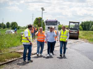Gheorghe Șoldan a verificat personal stadiul lucrărilor de asfaltate pe DN 2H