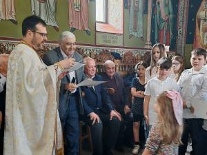 50 de lucrări, realizate de 35 de copii și tineri, cu vârste între 4 și 17 ani, au fost expuse la Centrul pentru Tineret „Ecclesia”
