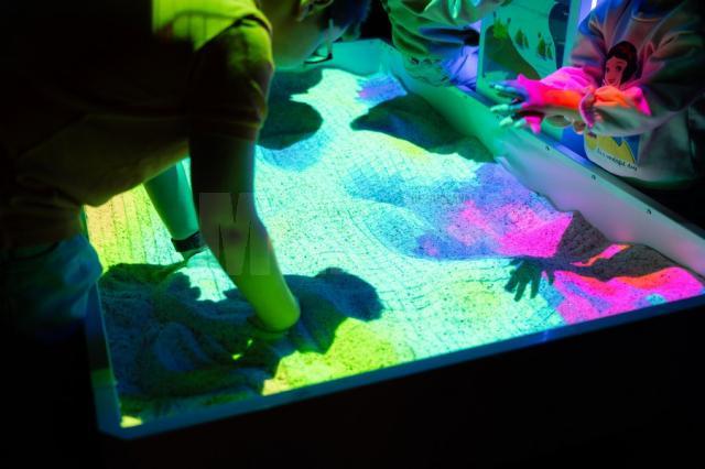 Expoziția First Kids on Mars și locul de joacă digital Cosmos, disponibile publicului până pe 15 iunie, la Iulius Mall