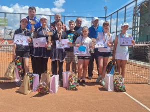 Cupa „1 Iunie” – Sărbătoarea zâmbetului și performanței în tenis pentru copii