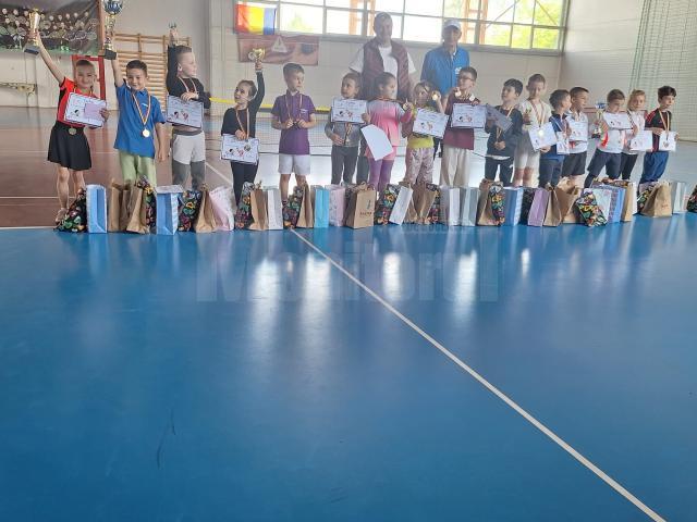 Cupa „1 Iunie” – Sărbătoarea zâmbetului și performanței în tenis pentru copii