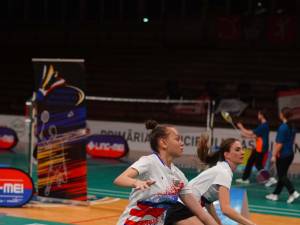 Oraşul Gura Humorului găzduieşte un important turneu internaţional de badminton