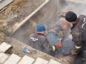 Avarie pe magistrala de termoficare, cu oprire a apei calde în zonele Centru, Areni și George Enescu