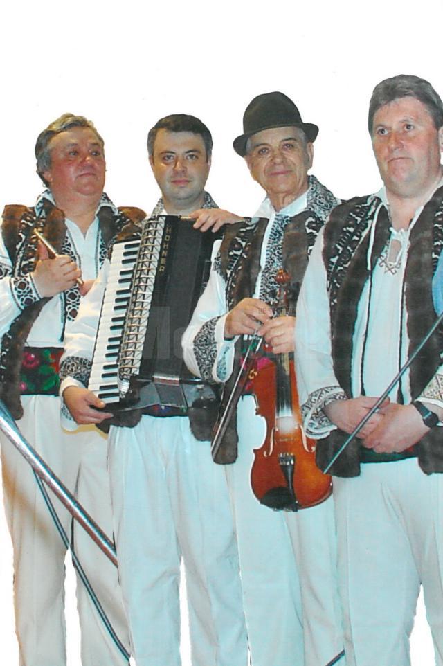 Din arhiva familiei Mucea din Bilca