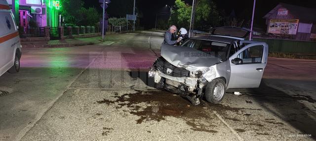 Un autoturism în care se aflau cinci oameni, izbit în intersecție de un minor de 16 ani, la volanul mașinii tatălui său
