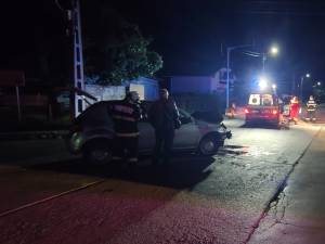 Un autoturism în care se aflau cinci oameni, izbit în intersecție de un minor de 16 ani, la volanul mașinii tatălui său