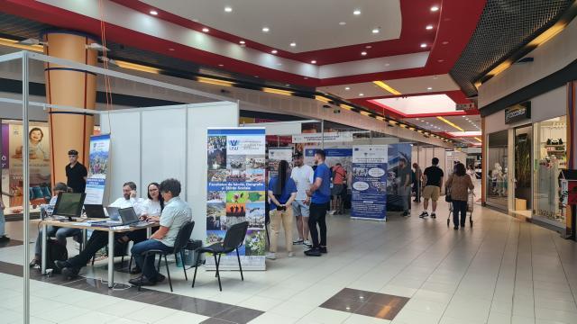11 facultăți din cadrul USV, prezente cu informații utile la Shopping City Suceava, în cadrul Târgului Ofertelor Educaționale