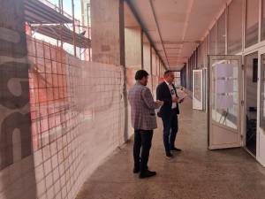 Protecția Consumatorilor a pus lacăt pe agenția de modelling din centrul Sucevei