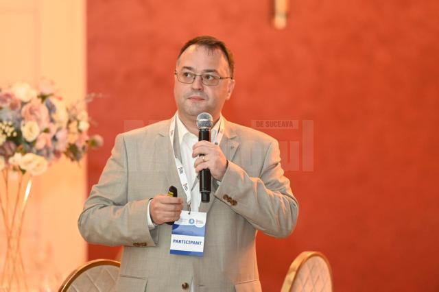 Coordonatorul Centrul Antidiabetic Suceava, lector univ. dr. Claudiu Cobuz, medic primar-șef al secției clinice Diabet zaharat, nutriție și boli metabolice