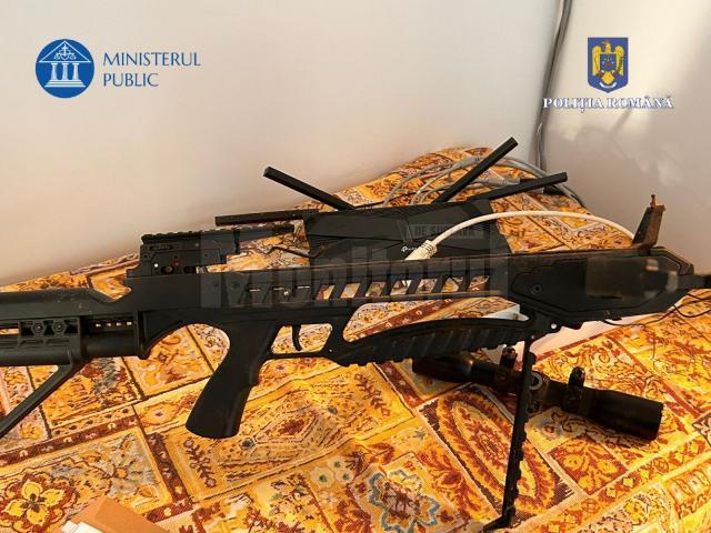 Polițiștii au ridicat de la suceveni 30 de arme achiziționate ilegal, de pe piața neagră
