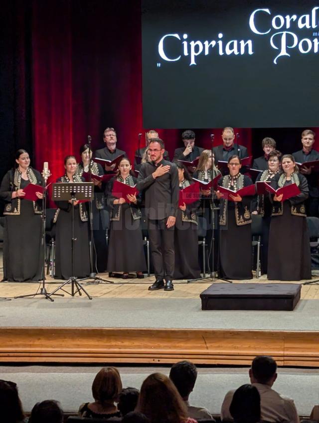 Muzica vibrantă a lui Ciprian Porumbescu, ascultată cu emoție de sute de spectatori, la Suceava