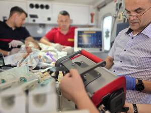 Amelia a fost transferată cu un avion medical, duminică, la o clinică din Genova, în Italia