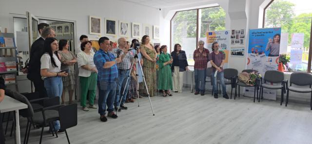 Doina Aldea a expus la Galeria de artă Zamca