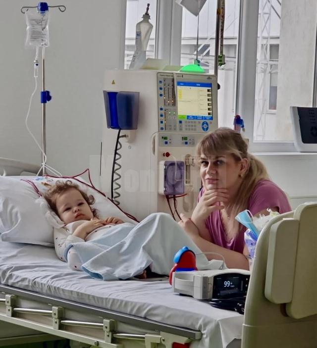 Amelia şi mama ei