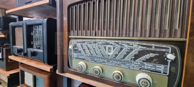 Muzeul Radioului, cu peste 600 de exponate, va fi inaugurat vineri