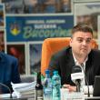 Șoldan anunță că CJ Suceava a achiziționat patru microbuze electrice școlare pentru ...