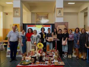 Concurs județean la Rădăuți - prezența Luminii și a Soarelui, în lumea satului de altădată
