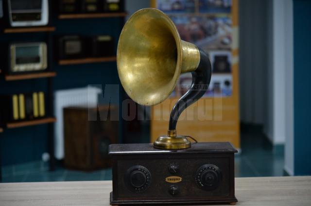 Muzeul Radioului, cu peste 600 de exponate, va fi inaugurat vineri, la Siret