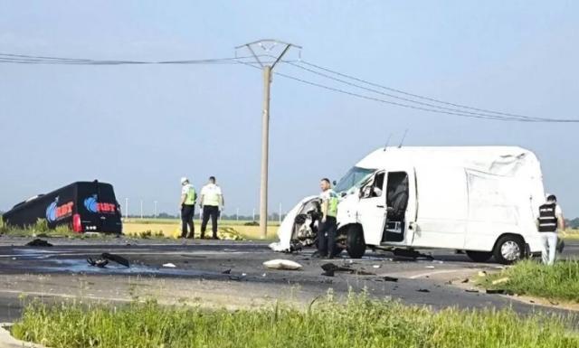 Accidentul de la Făurei. Foto ISU Brăila
